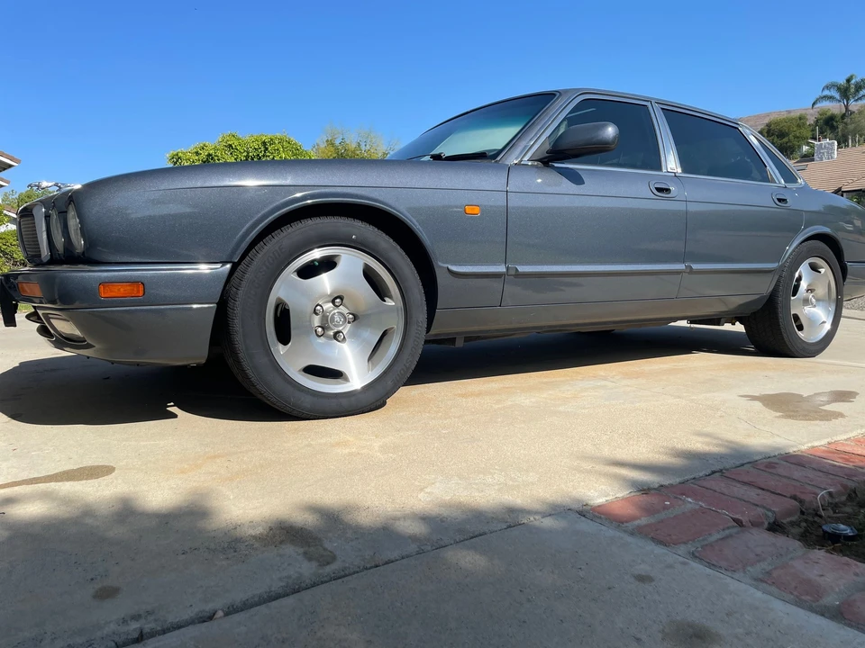 1996 Jaguar X306 XJR - Image 13 of 31