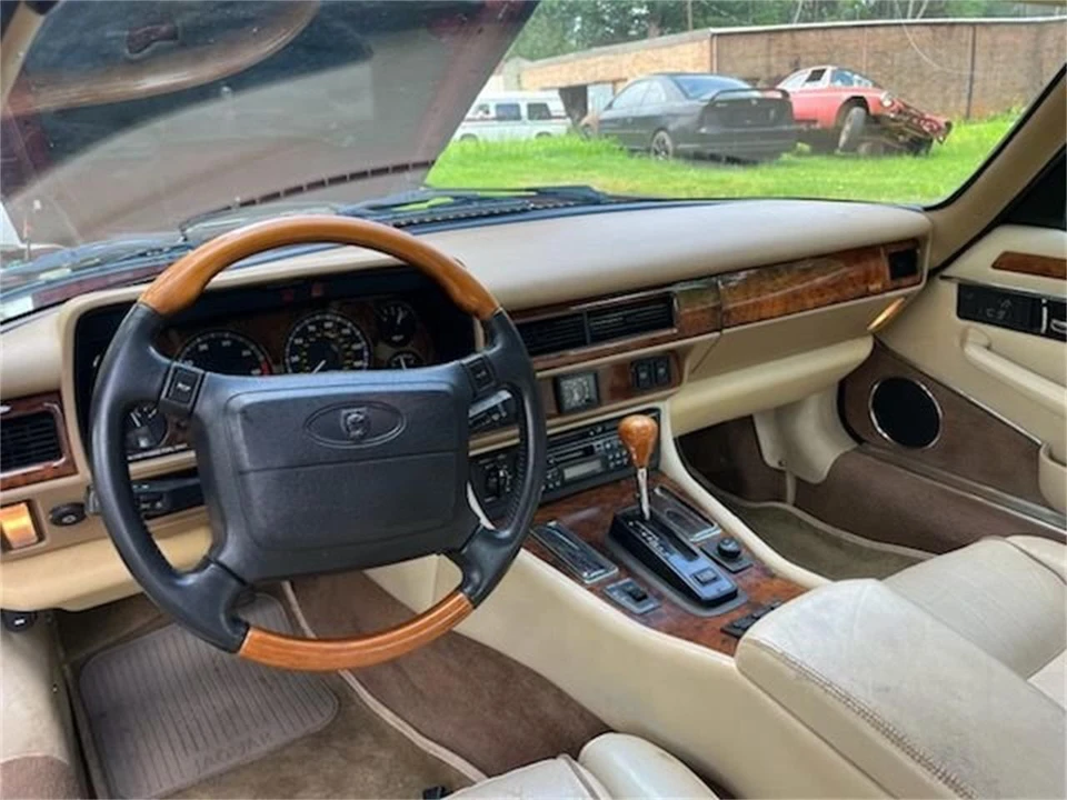 1996 Jaguar XJS Facelift AJ-16 - Image 13 of 17