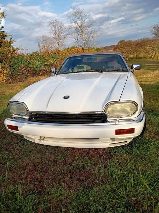 1996 Jaguar XJS - Image 3 of 10