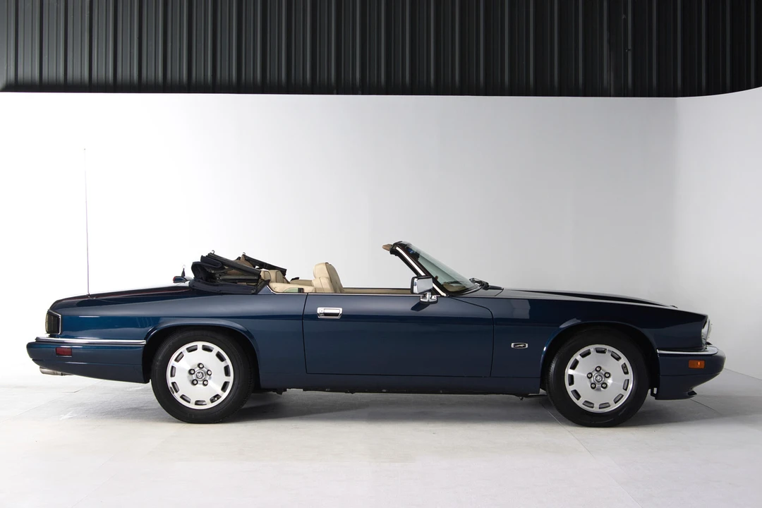1996 Jaguar XJS Convertible - Image 10 of 31