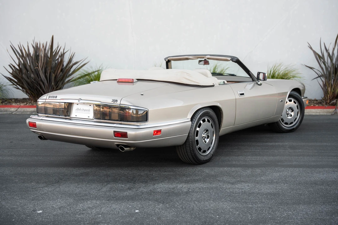 1996 Jaguar XJS Convertible - Image 17 of 31