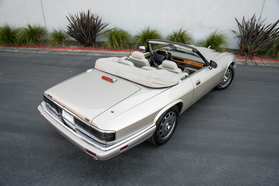 1996 Jaguar XJS Convertible - Image 19 of 31