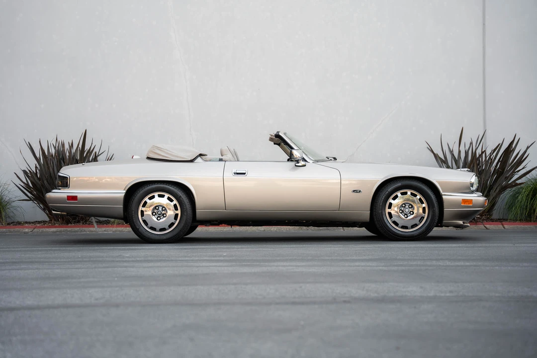 1996 Jaguar XJS Convertible - Image 12 of 31