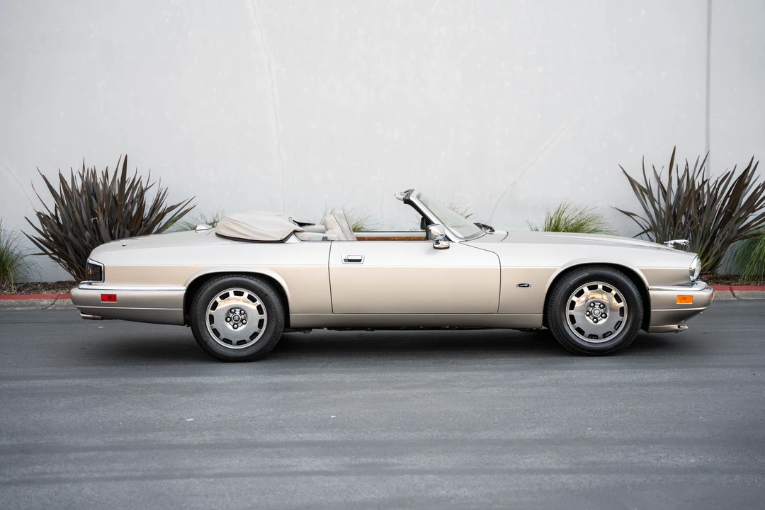 1996 Jaguar XJS Convertible - Image 13 of 31