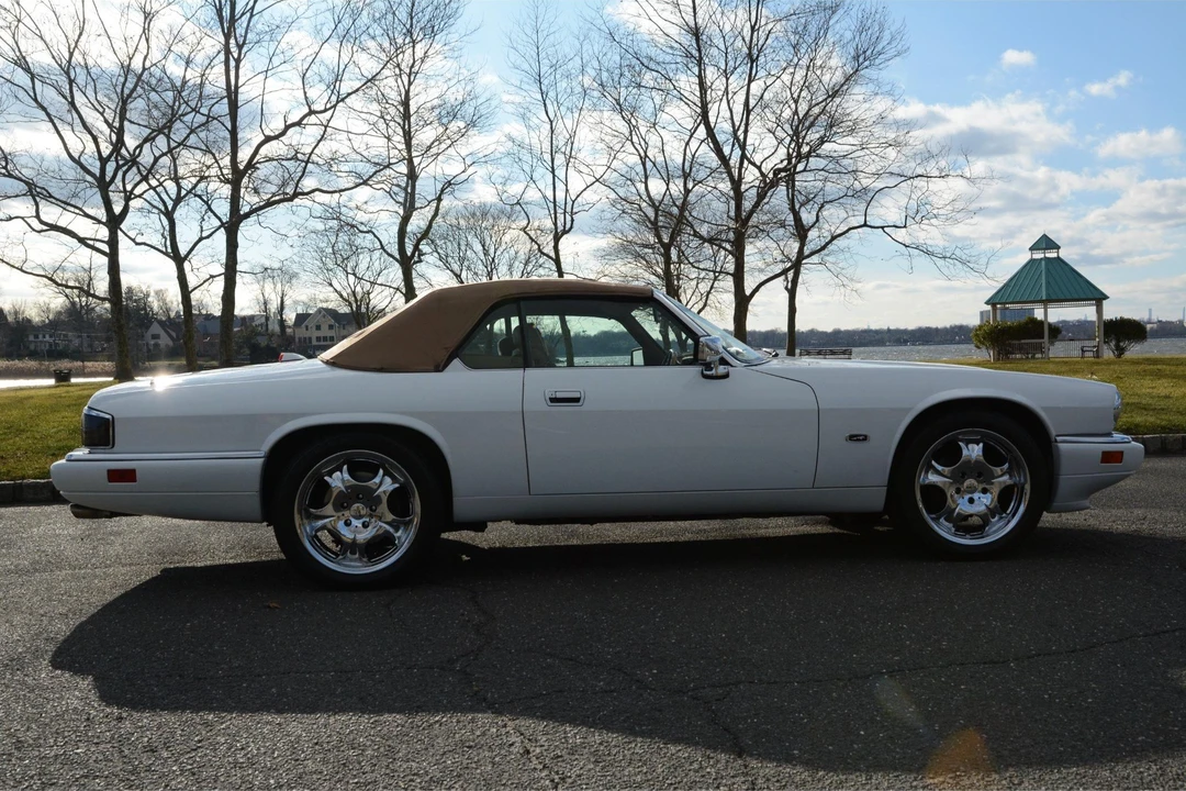 1996 Jaguar XJS Convertible - Image 8 of 31