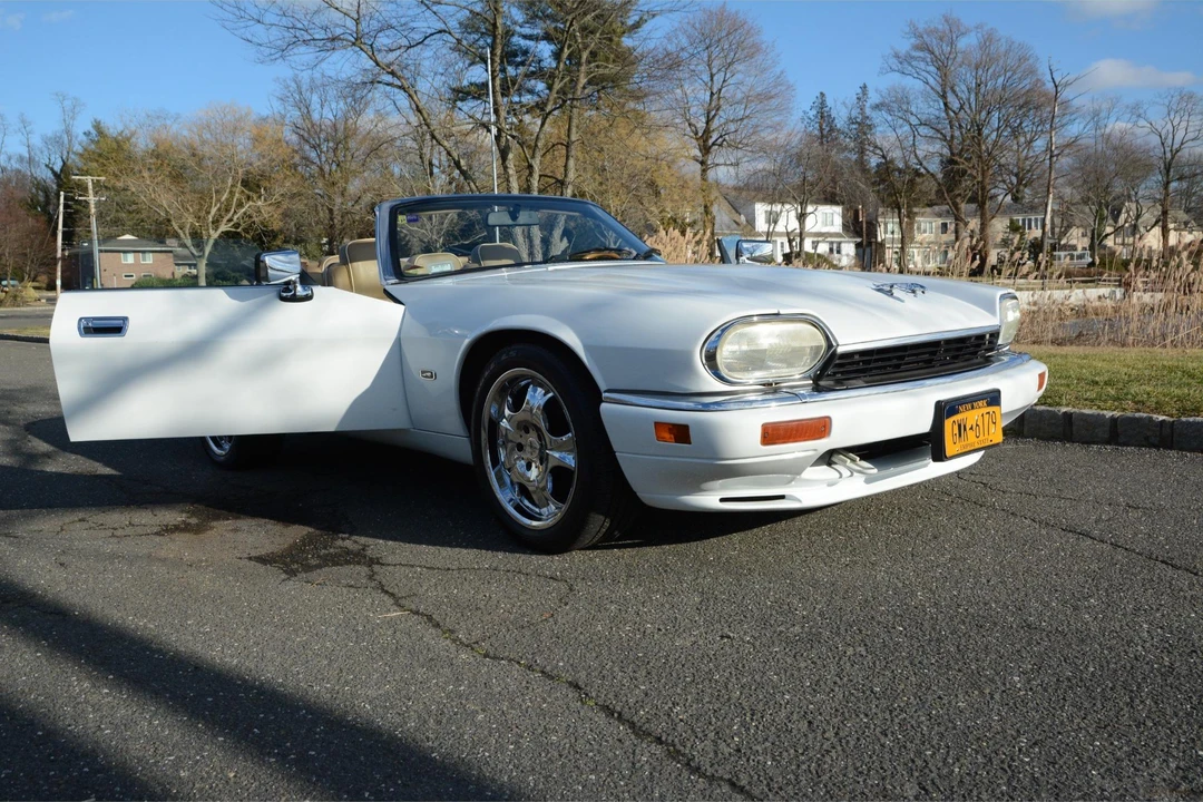 1996 Jaguar XJS Convertible - Image 25 of 31