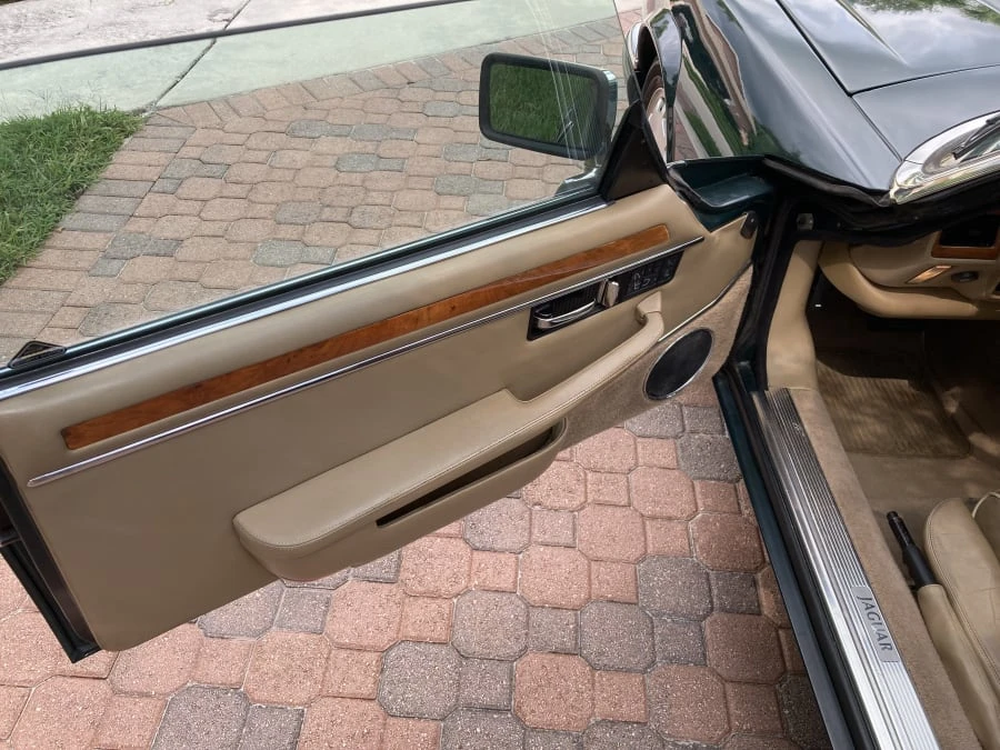 1996 Jaguar XJS Convertible - Image 8 of 11