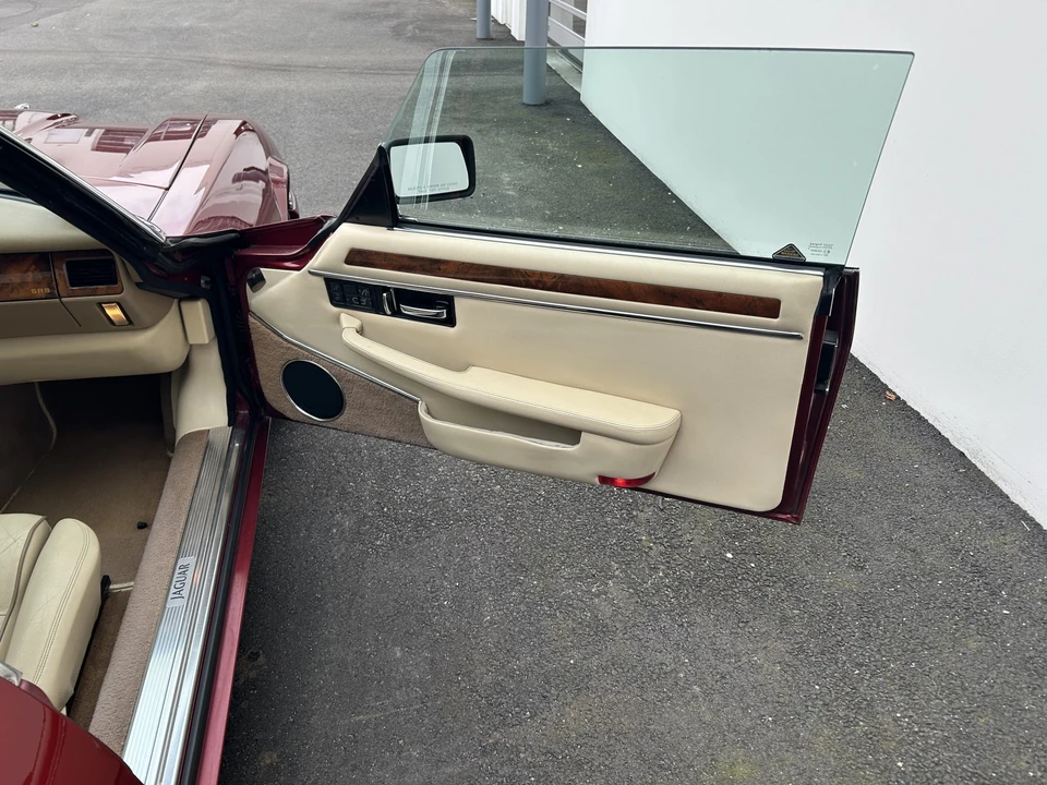 1996 Jaguar XJS Convertible - Image 21 of 31