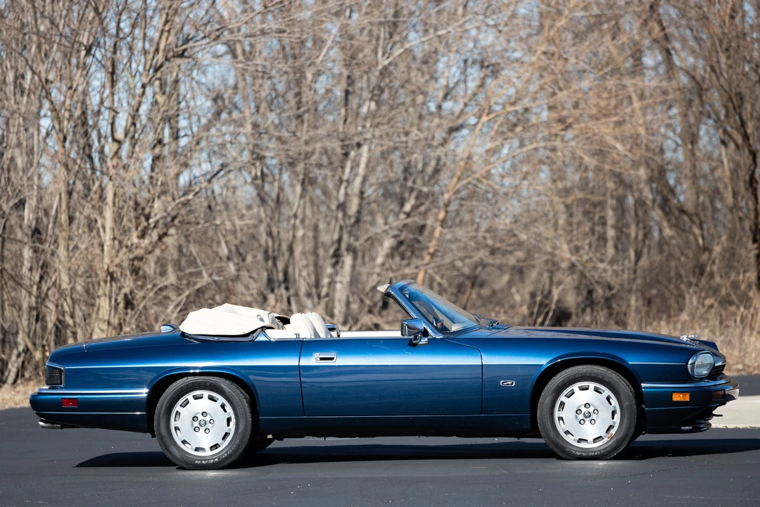 1996 Jaguar XJS Convertible - Image 12 of 31