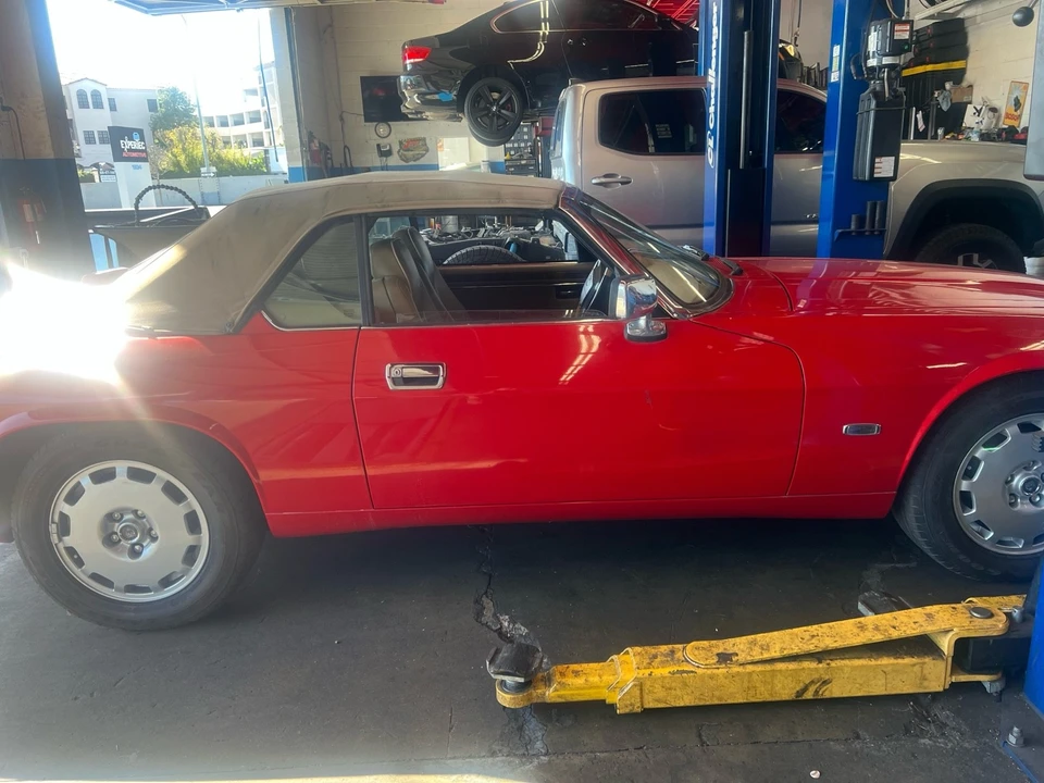 1996 Jaguar XJS - Image 9 of 15