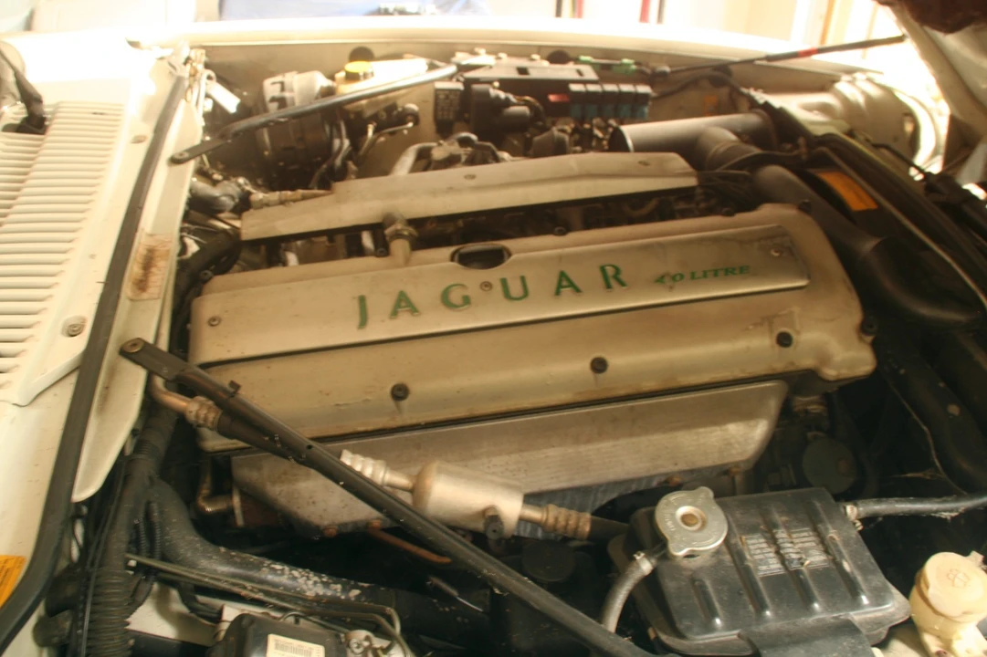 1996 Jaguar XJS - Image 5 of 10
