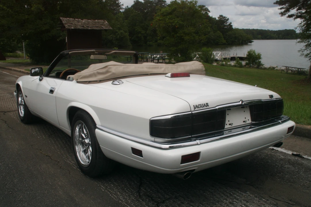 1996 Jaguar XJS - Image 6 of 20