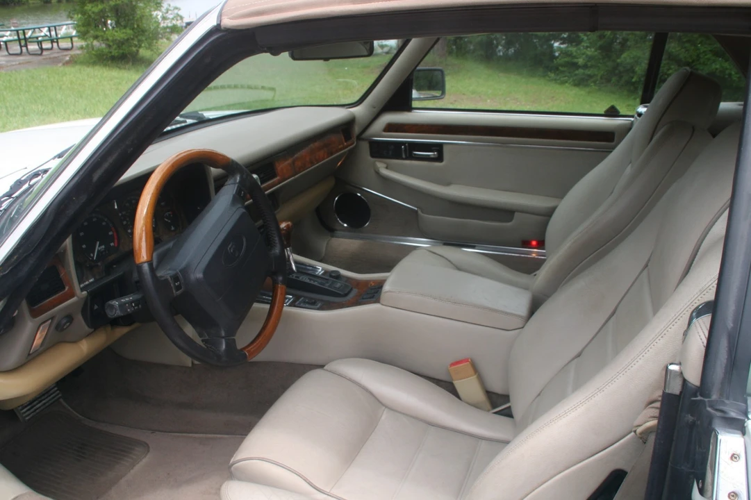 1996 Jaguar XJS - Image 7 of 20