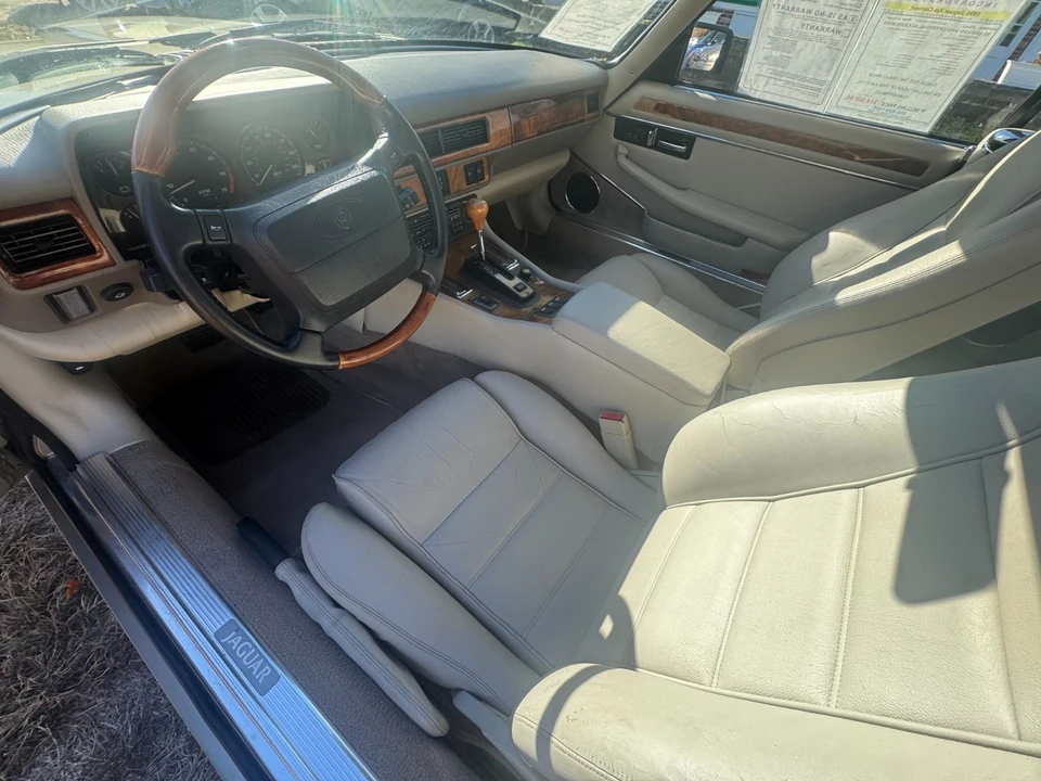 1996 Jaguar XJS - Image 10 of 21