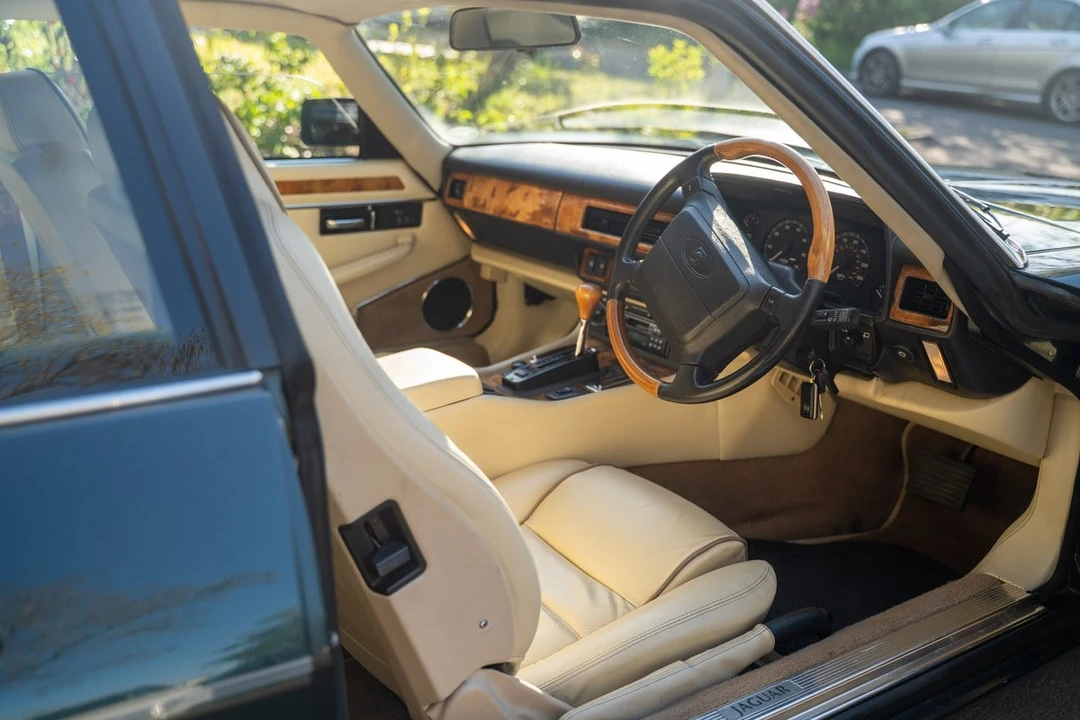 1996 Jaguar XJS Facelift AJ-16 - Image 13 of 30