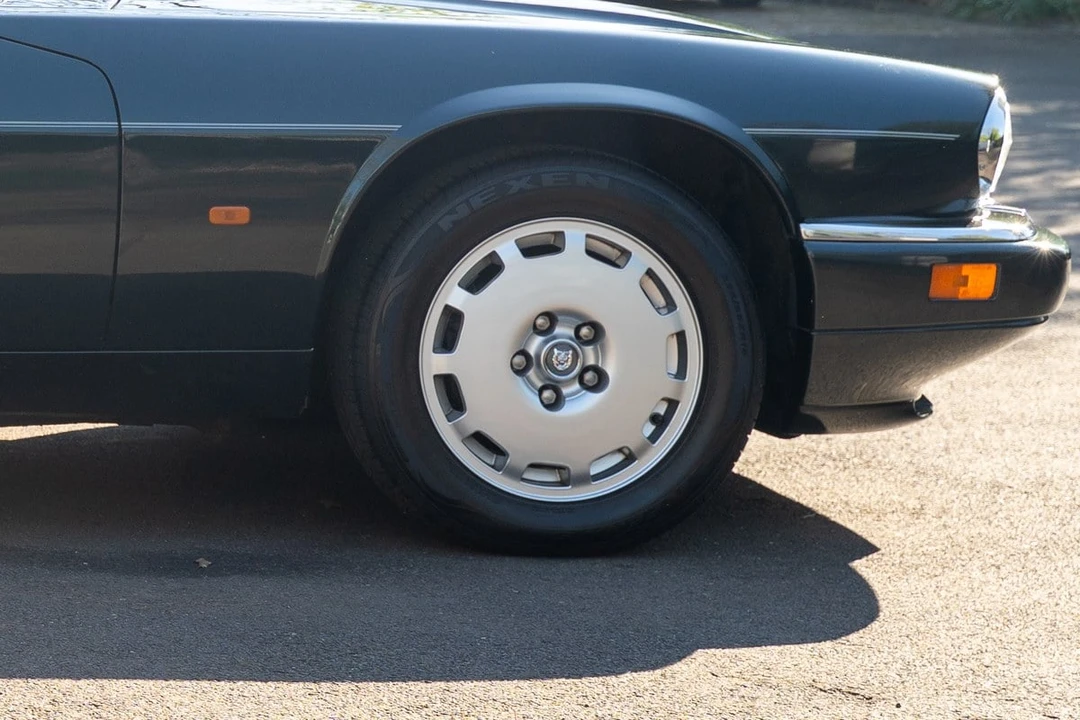 1996 Jaguar XJS Facelift AJ-16 - Image 10 of 30