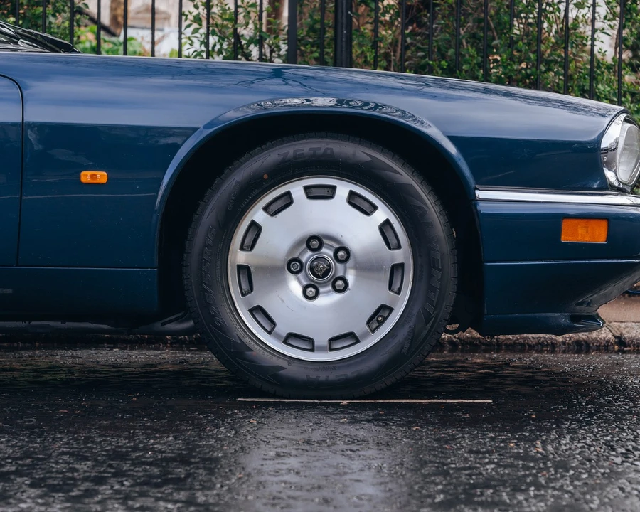 1996 Jaguar XJS Facelift AJ-16 - Image 11 of 30