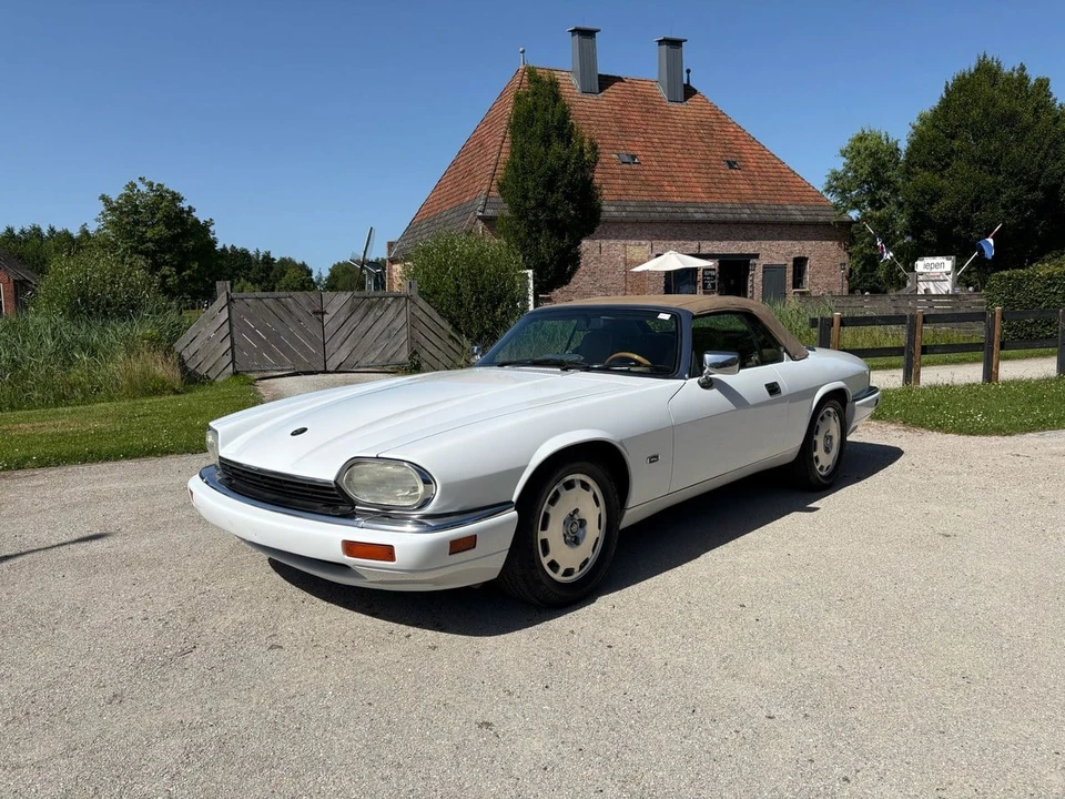 1996 Jaguar XJS Convertible - Image 7 of 30