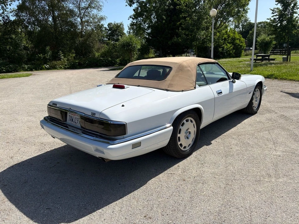 1996 Jaguar XJS Convertible - Image 10 of 30