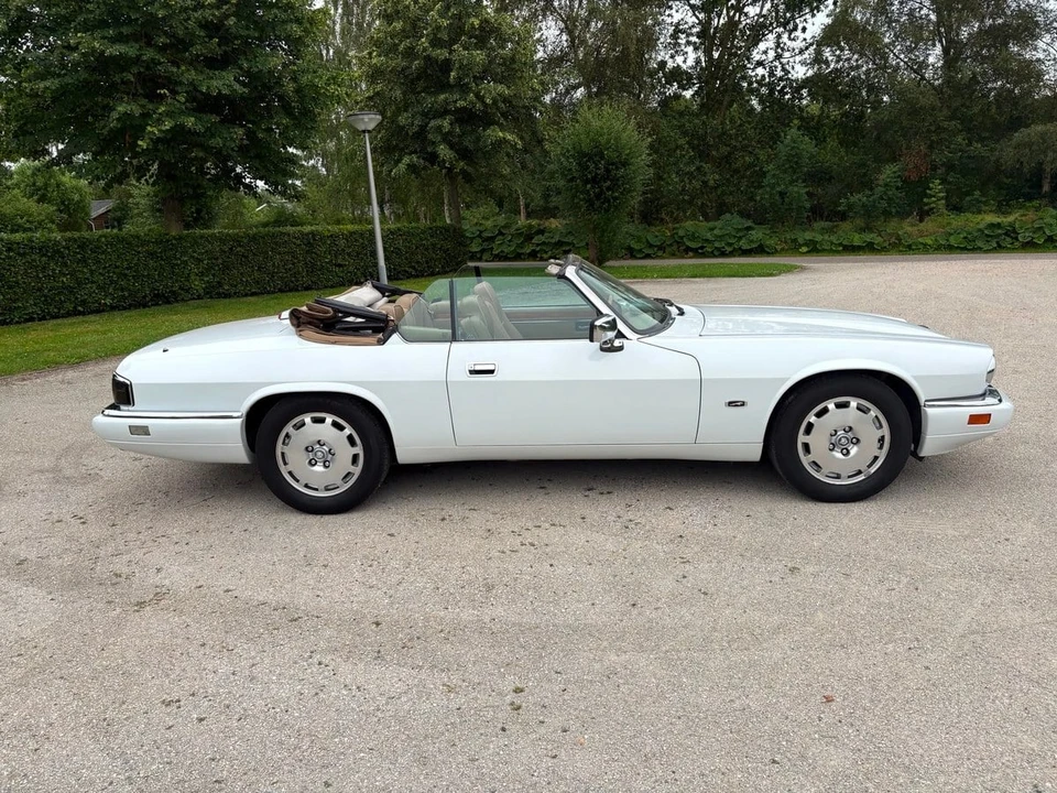 1996 Jaguar XJS Convertible - Image 3 of 30