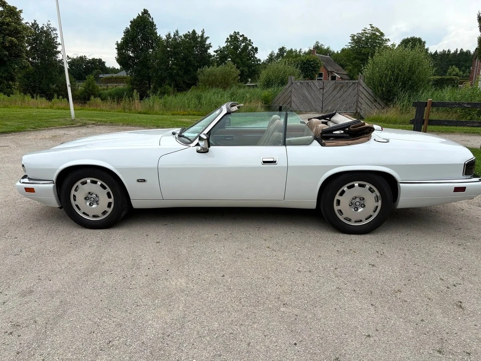 1996 Jaguar XJS Convertible - Image 5 of 30