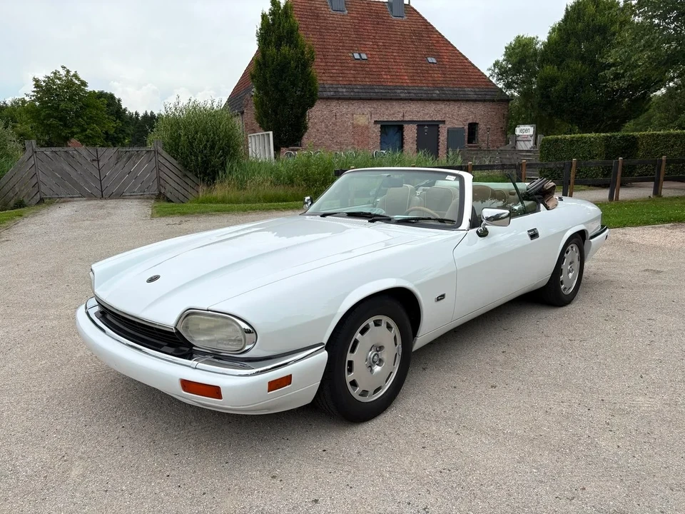 1996 Jaguar XJS Convertible - Image 2 of 30