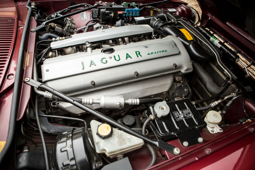 1996 Jaguar XJS Facelift AJ-16 - Image 8 of 8