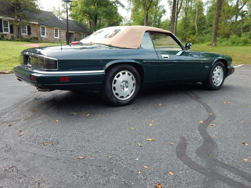 1996 Jaguar XJS Convertible - Image 9 of 12