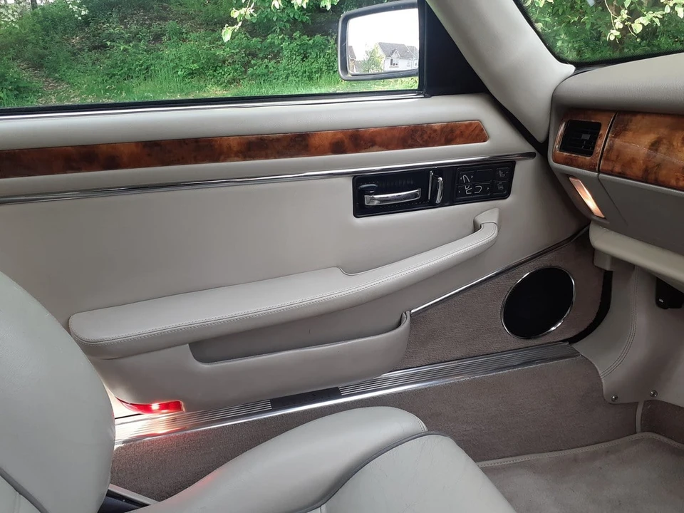 1996 Jaguar XJS Facelift AJ-16 - Image 15 of 30