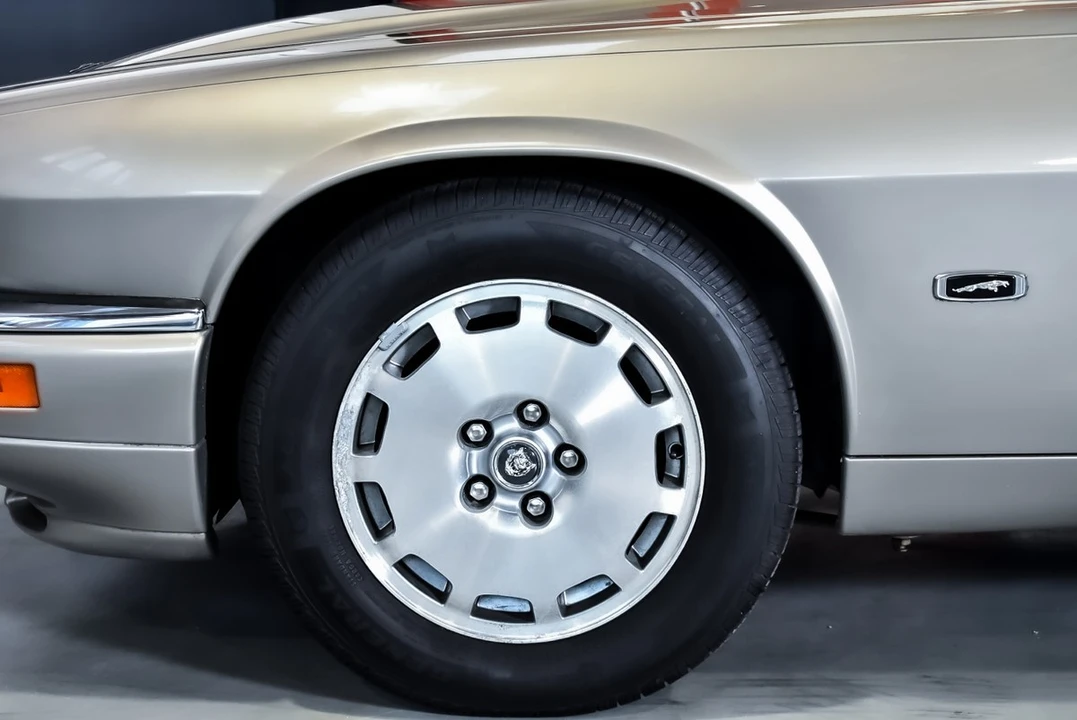 1996 Jaguar XJS Facelift AJ-16 - Image 28 of 30