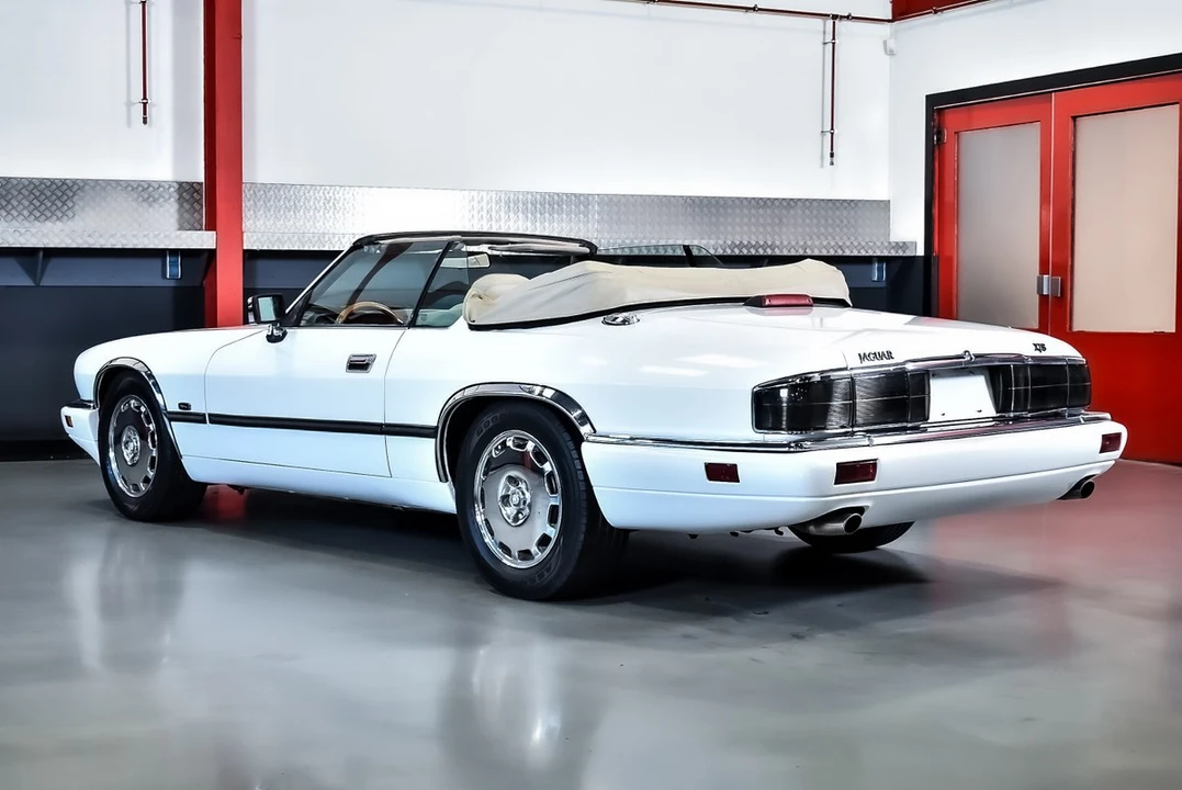 1996 Jaguar XJS Facelift AJ-16 - Image 25 of 30