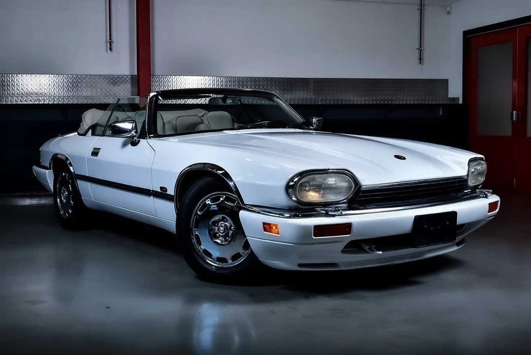 1996 Jaguar XJS Facelift AJ-16 - Image 12 of 30