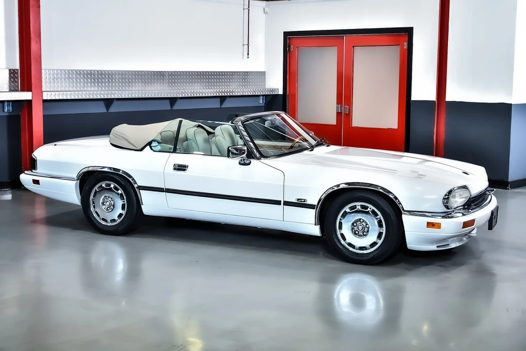 1996 Jaguar XJS Facelift AJ-16 - Image 13 of 30