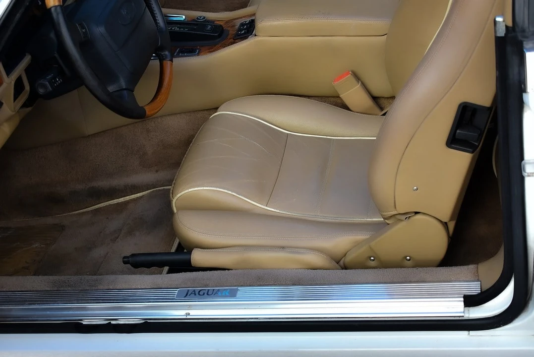 1996 Jaguar XJS Facelift AJ-16 - Image 23 of 30