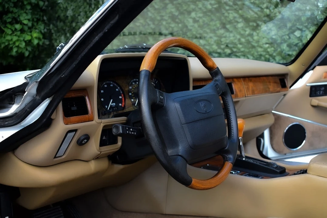 1996 Jaguar XJS Facelift AJ-16 - Image 26 of 30