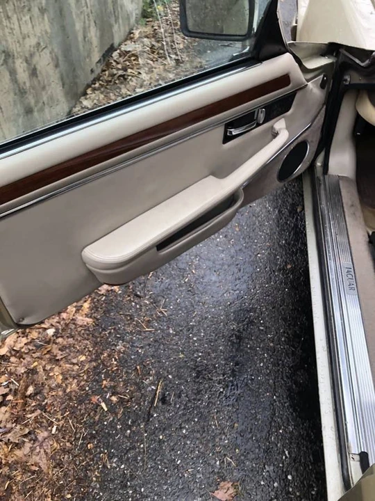 1996 Jaguar XJS Convertible - Image 10 of 20