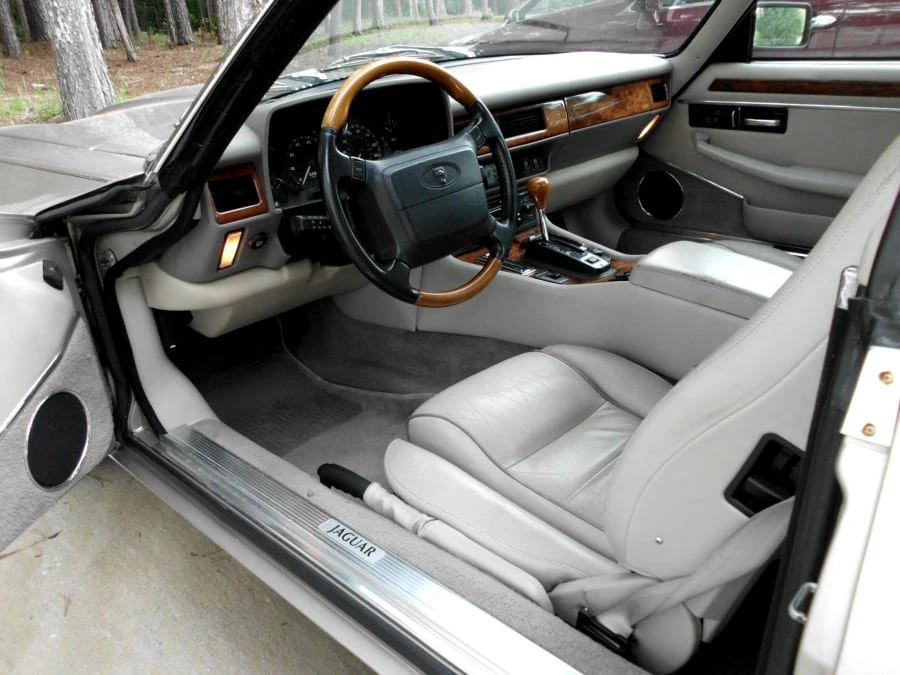 1996 Jaguar XJS Convertible - Image 2 of 7
