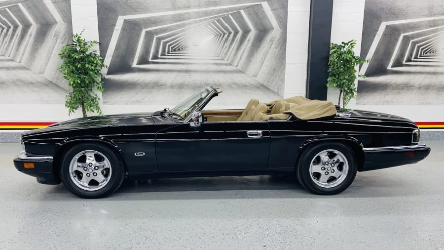 1996 Jaguar XJS Convertible - Image 2 of 9