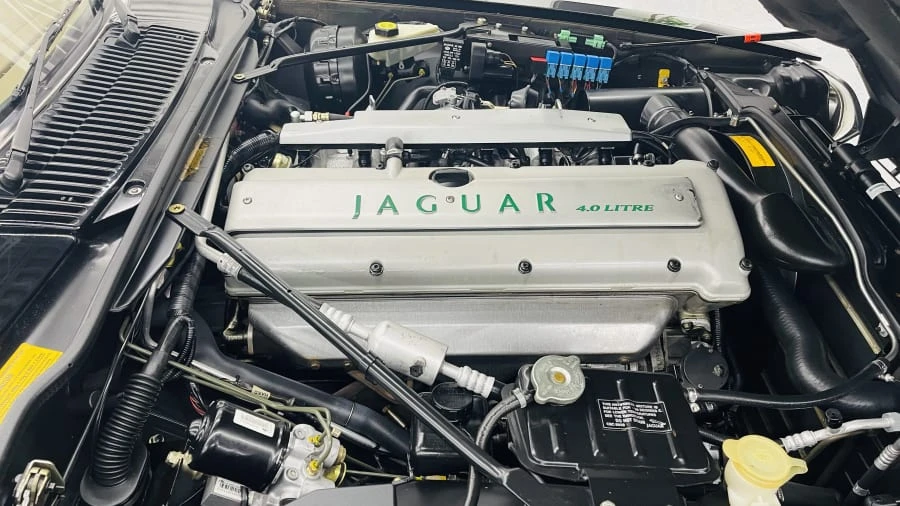 1996 Jaguar XJS Convertible - Image 6 of 9