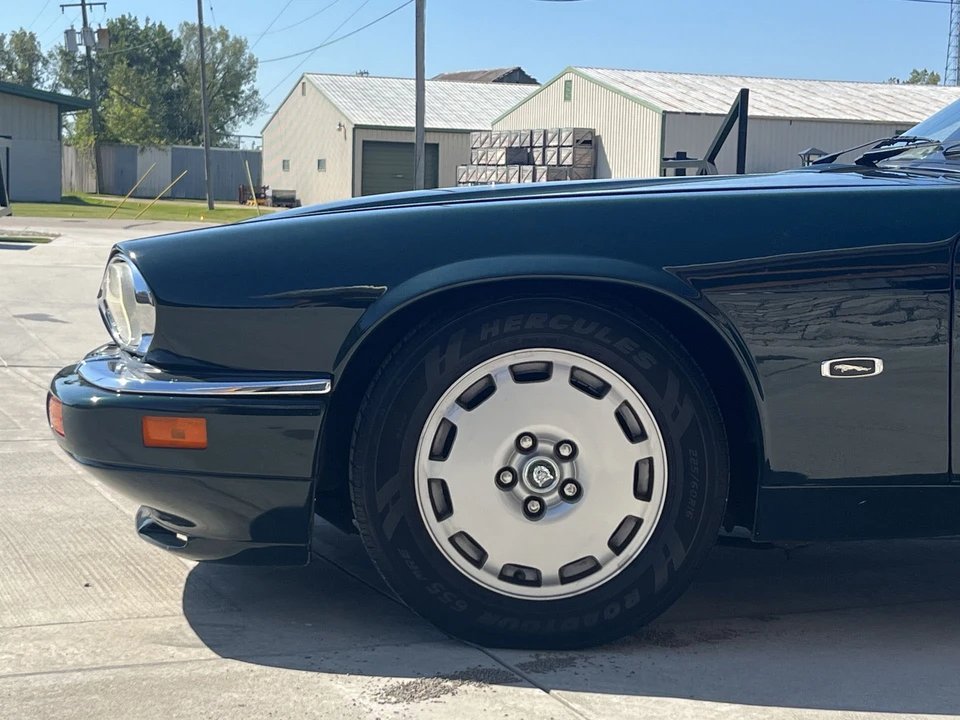 1996 Jaguar XJS Convertible - Image 25 of 31