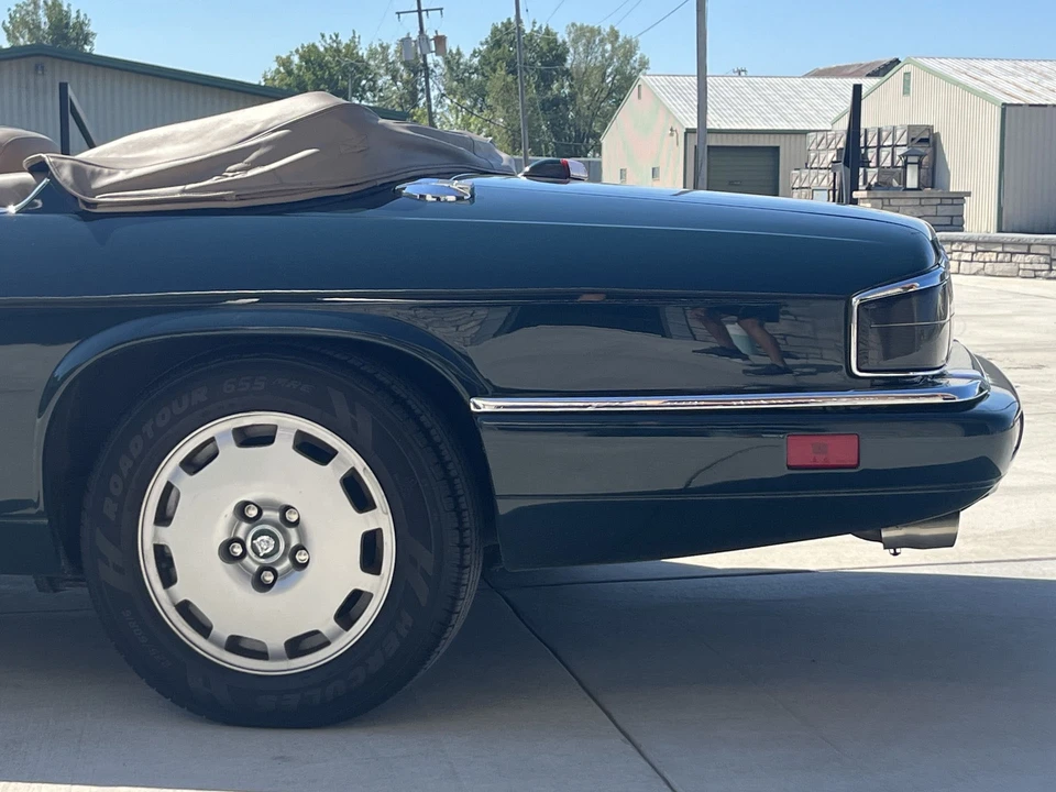 1996 Jaguar XJS Convertible - Image 27 of 31