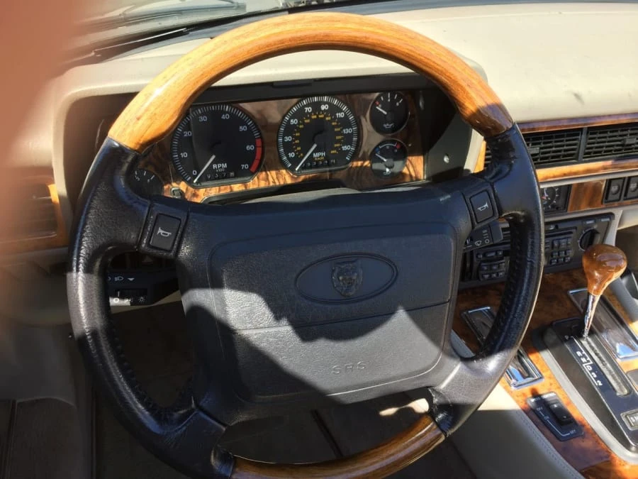 1996 Jaguar XJS Convertible - Image 4 of 12