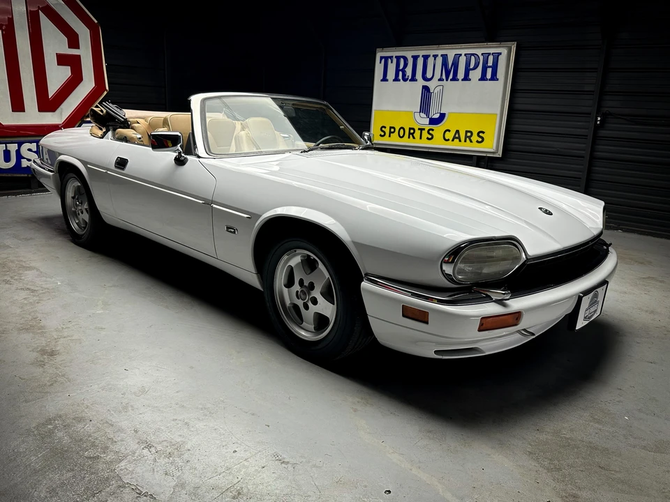 1996 Jaguar XJS Convertible - Image 17 of 31