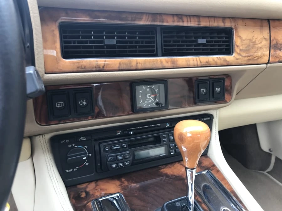 1996 Jaguar XJS Convertible - Image 7 of 12