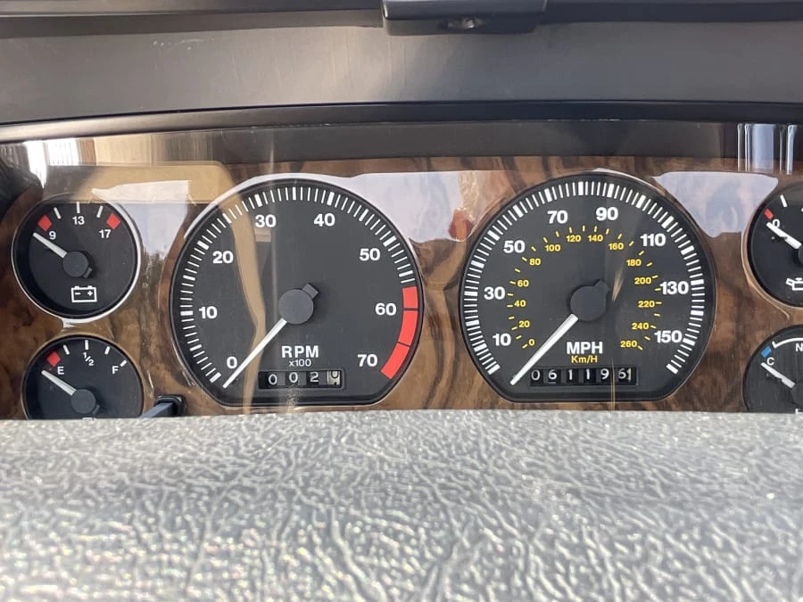 1996 Jaguar XJS Convertible - Image 10 of 15