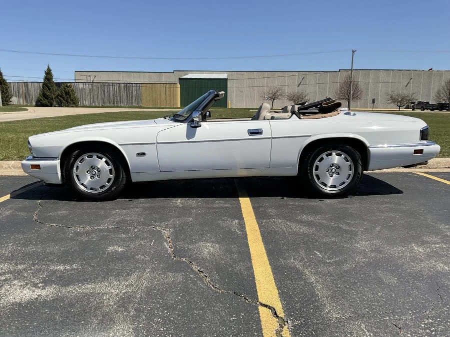 1996 Jaguar XJS Convertible - Image 2 of 13