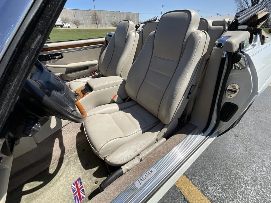 1996 Jaguar XJS Convertible - Image 7 of 13