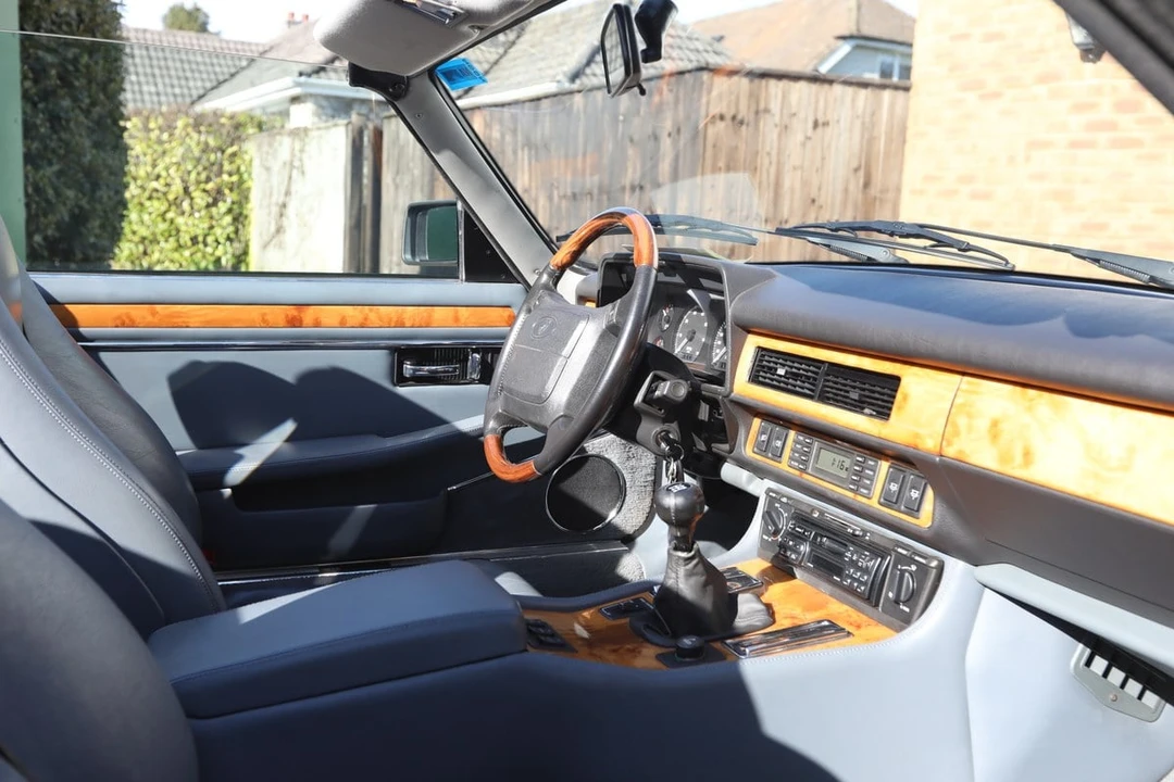 1996 Jaguar XJS - Image 23 of 30