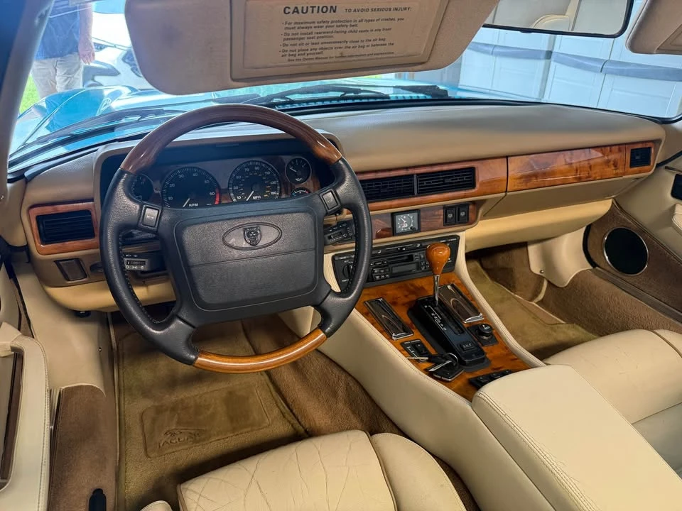 1996 Jaguar XJS - Image 4 of 11