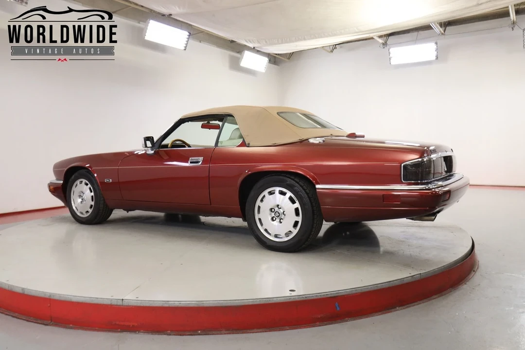1996 Jaguar XJS - Image 9 of 12
